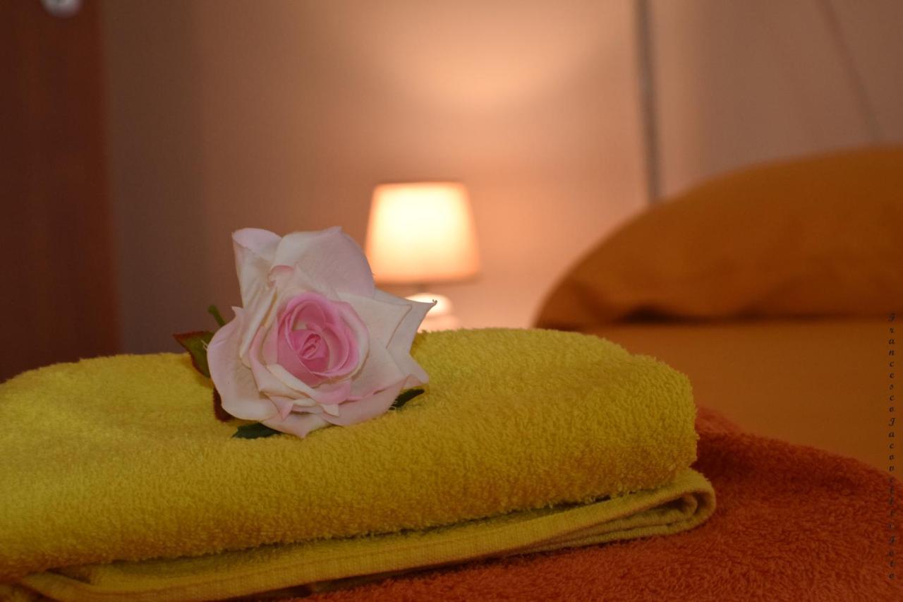 Dolcesosta B&B Marina Di Pulsano Exteriör bild