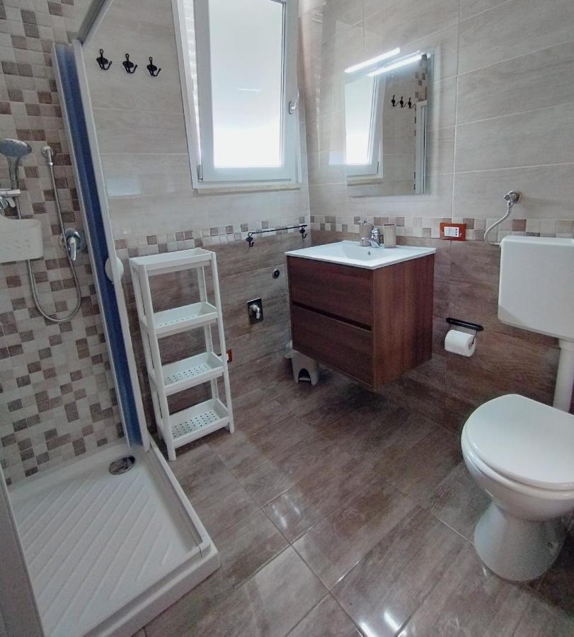 Dolcesosta B&B Marina Di Pulsano Rum bild