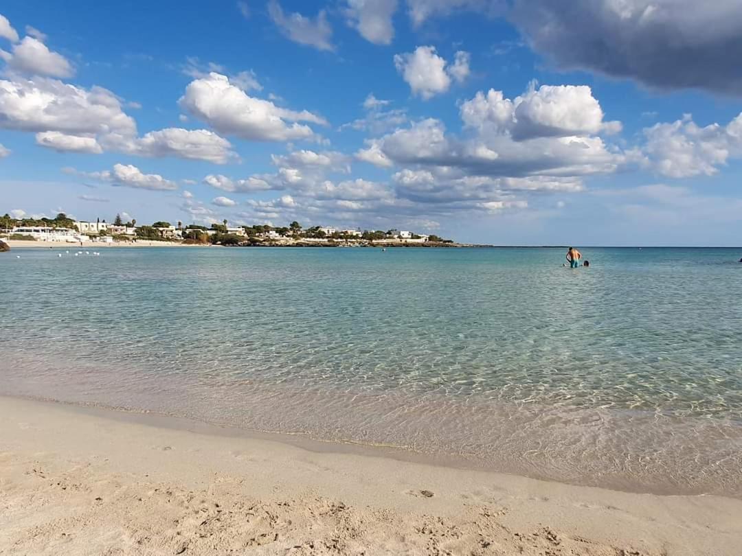 Dolcesosta B&B Marina Di Pulsano Exteriör bild